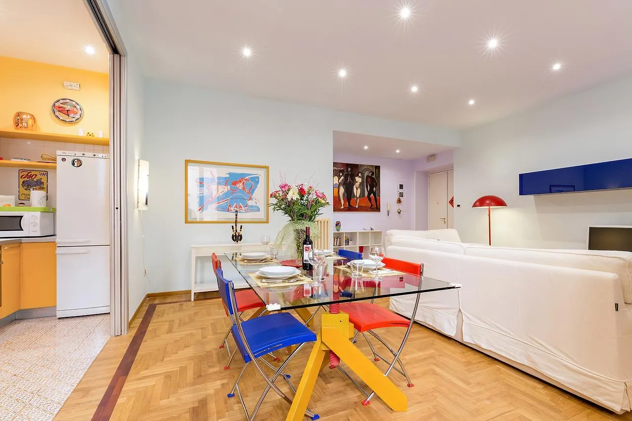 Cesi Large Apartment In Prati Rome