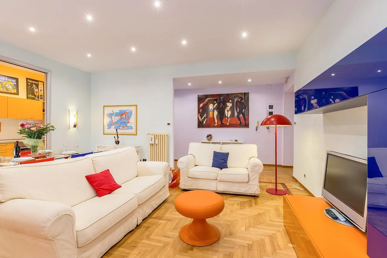 Cesi Large Apartment In Prati Rome